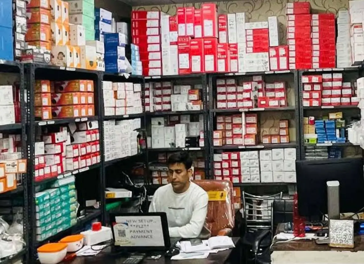 Chandra Repairing Instalation Gig workshop with modern equipment and professional technicians